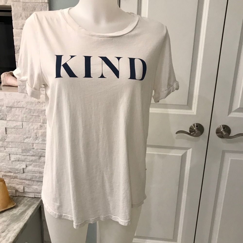 Graphic Sol Angeles tee. Like new!